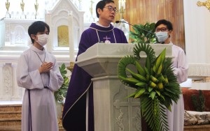 Tĩnh Tâm Mùa Vọng 2021 - Lắng nghe và Tham dự - Bài giảng của Cha Phaolo Lưu Quang Bảo Vinh